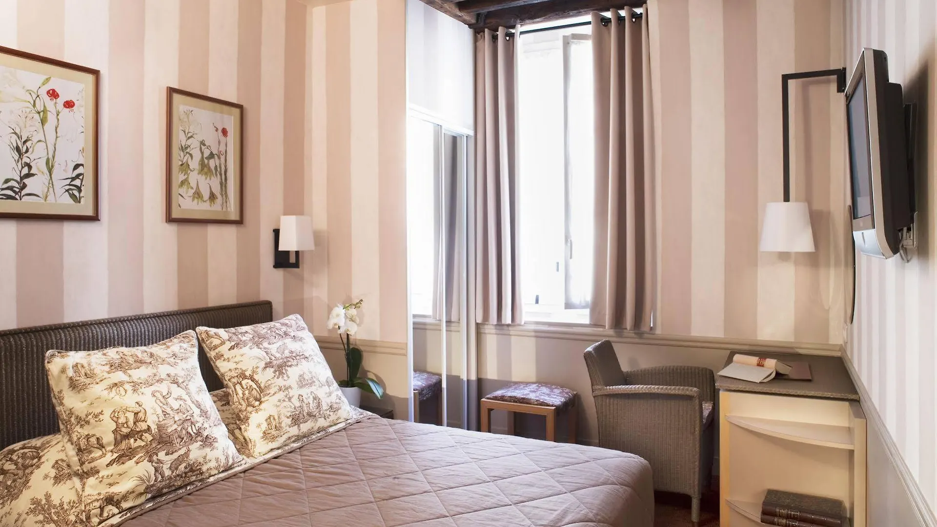 Hotel Des Deux-Iles - Notre-Dame Paris 3*,  Frankrike