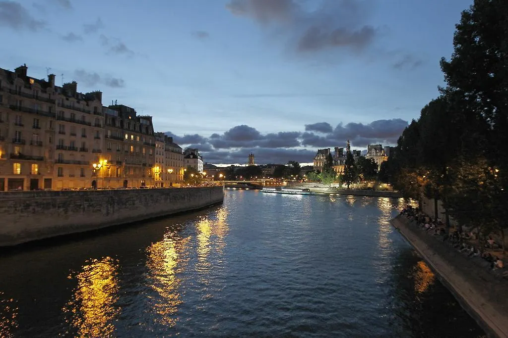 Hotel Des Deux-Iles - Notre-Dame Paris Frankrike